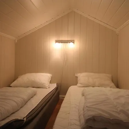 Gjerdset Turistsenter Tatil Evi Isfjorden