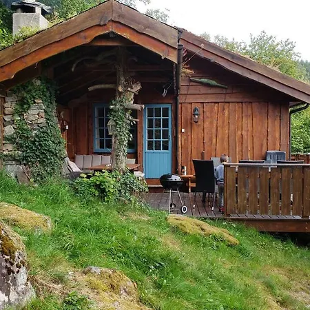 Gjerdset Turistsenter *