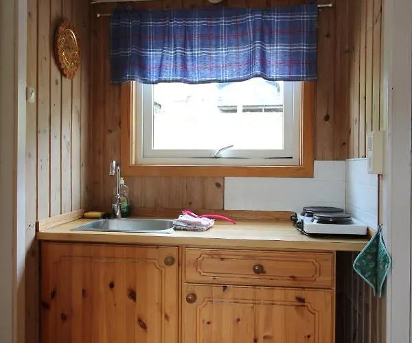 Gjerdset Turistsenter Isfjorden