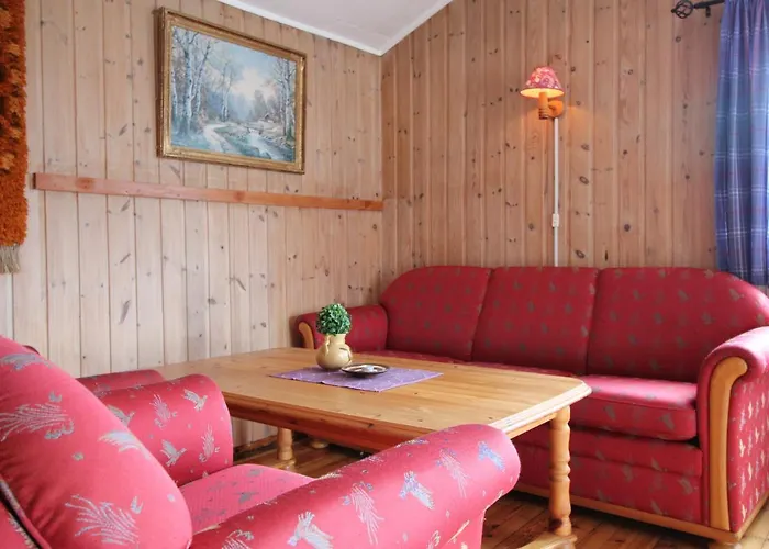 Gjerdset Turistsenter Semesterbostad Isfjorden