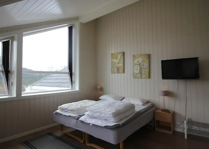 Gjerdset Turistsenter * Isfjorden