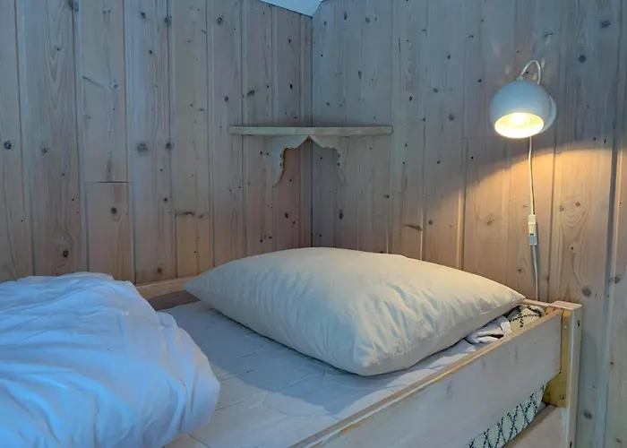 Gjerdset Turistsenter Semesterbostad