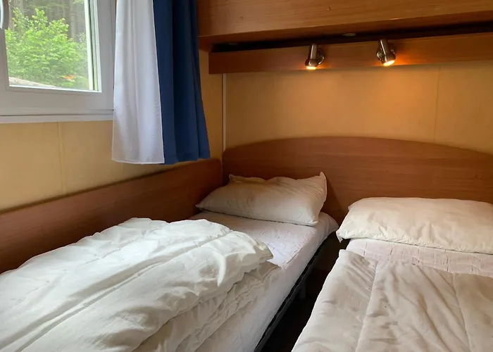 Gjerdset Turistsenter *